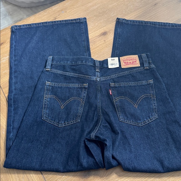 Levi's Indigo Denim Jeans - Picture 4 of 10